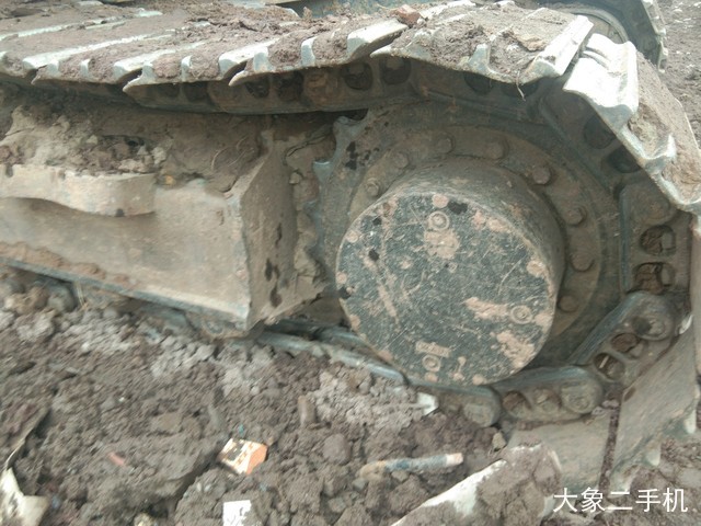 徐工 XE135B 挖掘机