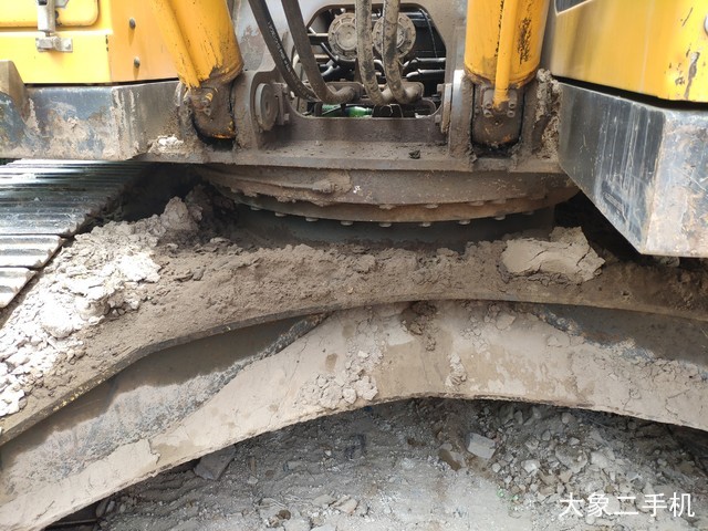 山东临工 LG6250 挖掘机