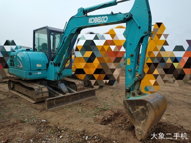 神钢 SK60-8 挖掘机