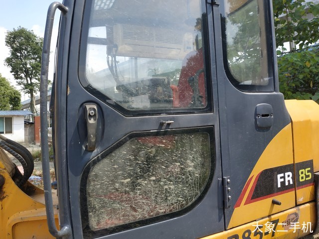 雷沃重工 FR85-7 挖掘机