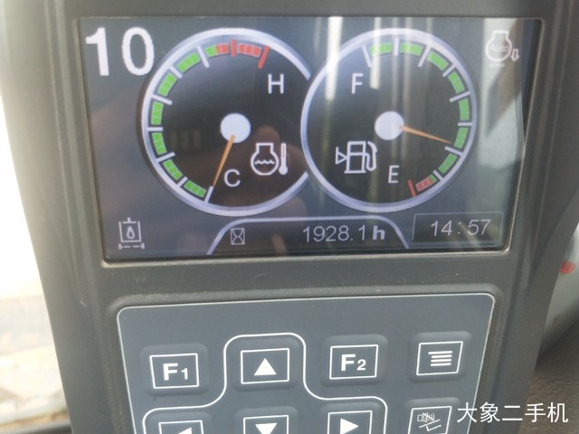 徐工 XE75G 挖掘机