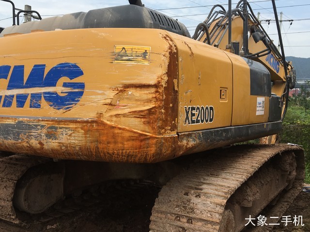 徐工 XE200D 挖掘机