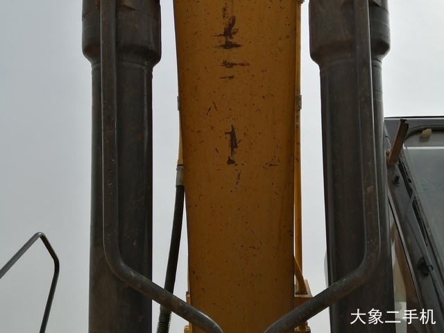 雷沃重工 FR480E 挖掘机