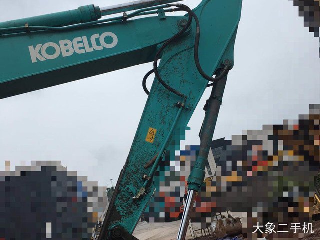神钢 SK260LC-8 挖掘机