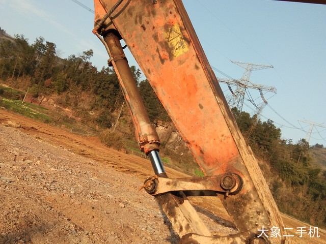 日立 ZX250LC-3 挖掘机