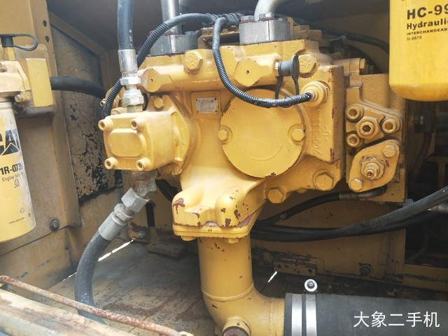 卡特彼勒 323DL 挖掘机