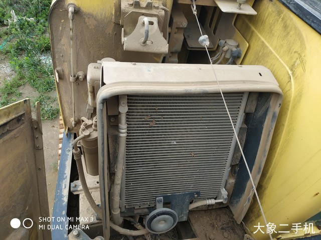 现代 R60-9 挖掘机