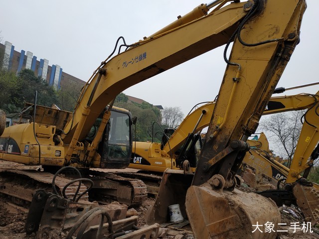 卡特彼勒 320C 挖掘机