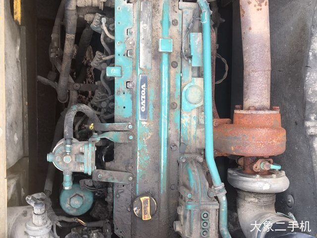 沃尔沃 EC210B 挖掘机