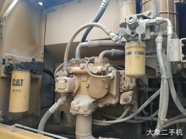 卡特彼勒 323D 挖掘机