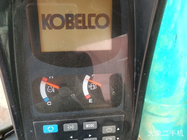 神钢 SK260LC-8 挖掘机