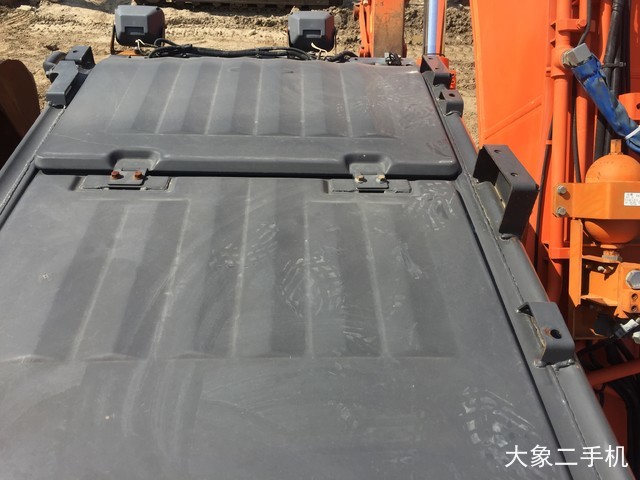 日立 ZX200 挖掘机
