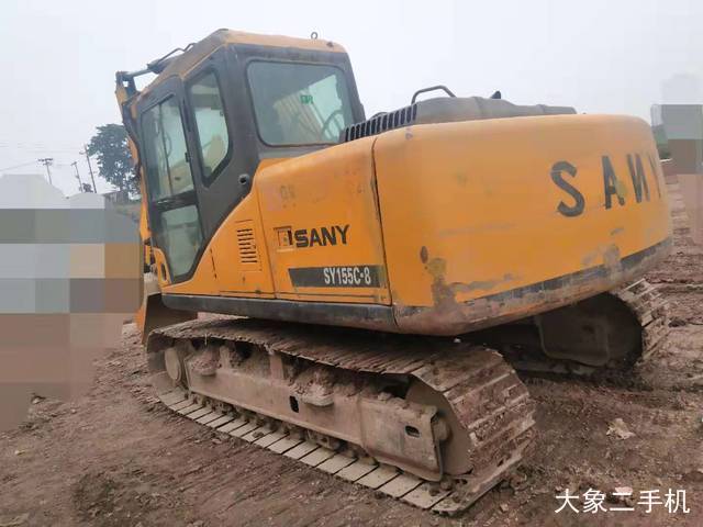 三一重工 SY135C-8 挖掘机