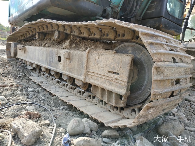 神钢 SK250-6E 挖掘机