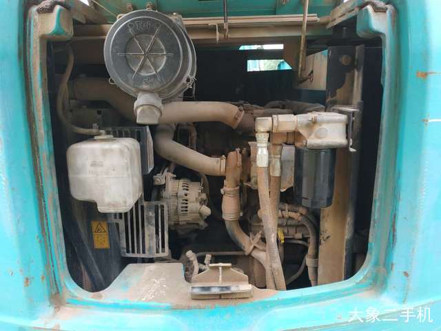 神钢 SK75-8 挖掘机