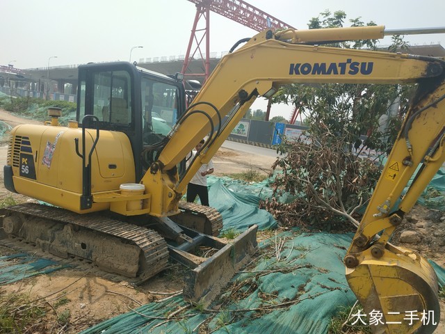 小松 PC56-7 挖掘机