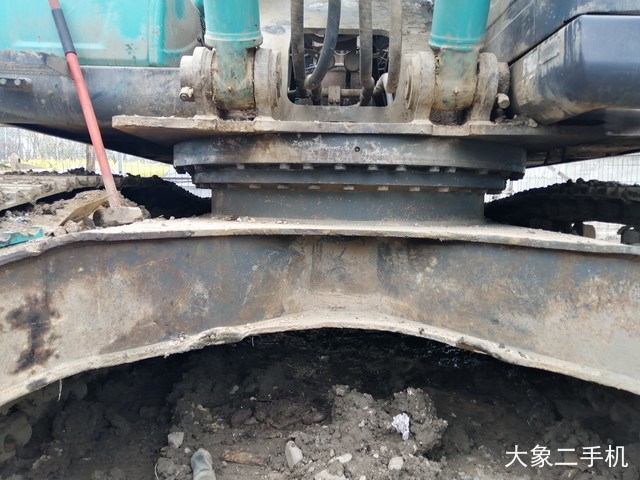 神钢 SK350LC-8 挖掘机