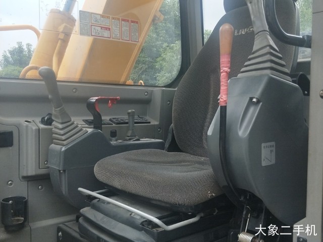 柳工 CLG908D 挖掘机