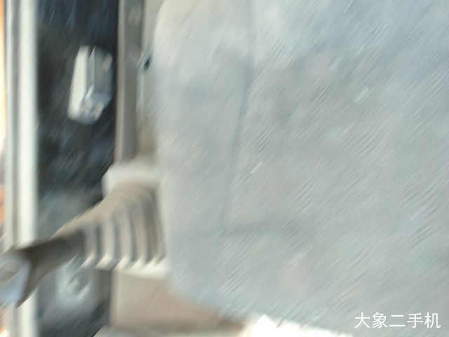 现代 R305LC-7 挖掘机