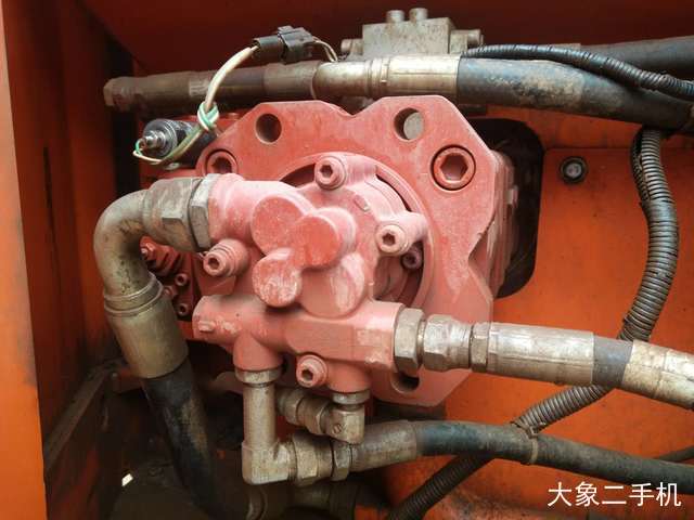 斗山 DX150LC 挖掘机