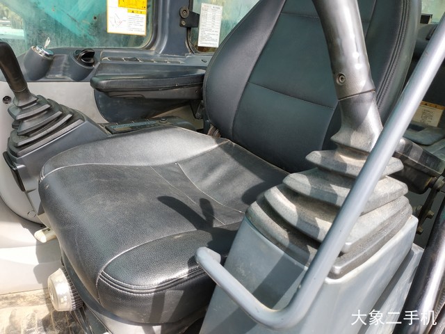 神钢 SK460-8 挖掘机