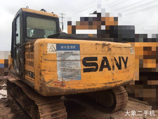 三一重工 SY135C 挖掘机