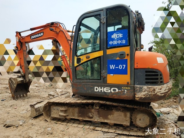斗山 DH60-7 挖掘机