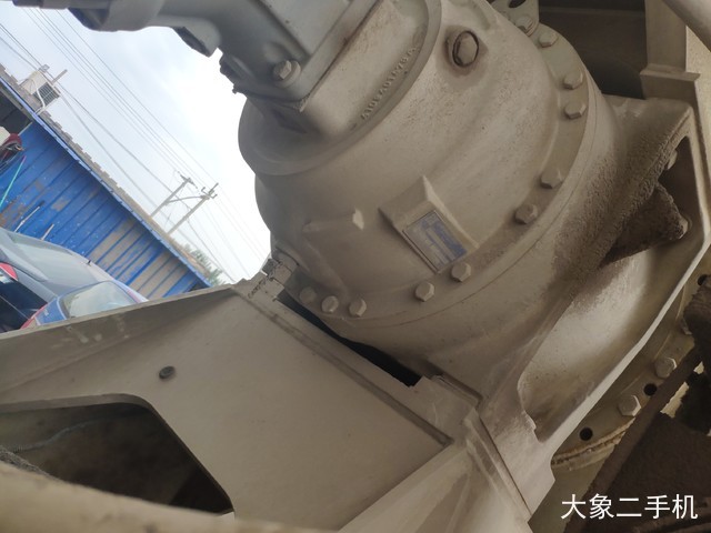 利勃海尔 HTM1204L重汽豪沃 搅拌运输车