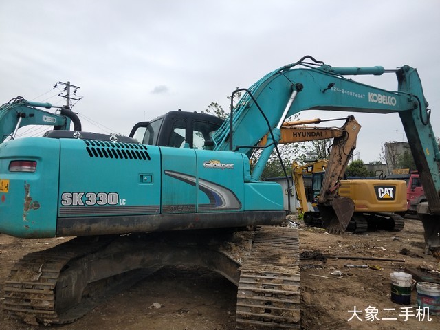 神钢 SK260LC-8 挖掘机