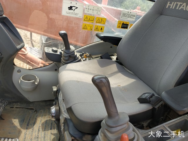 日立 ZX240-5A 挖掘机