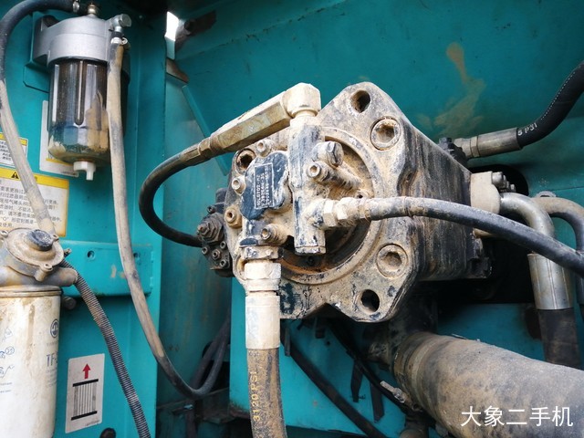 神钢 SK350LC8 挖掘机