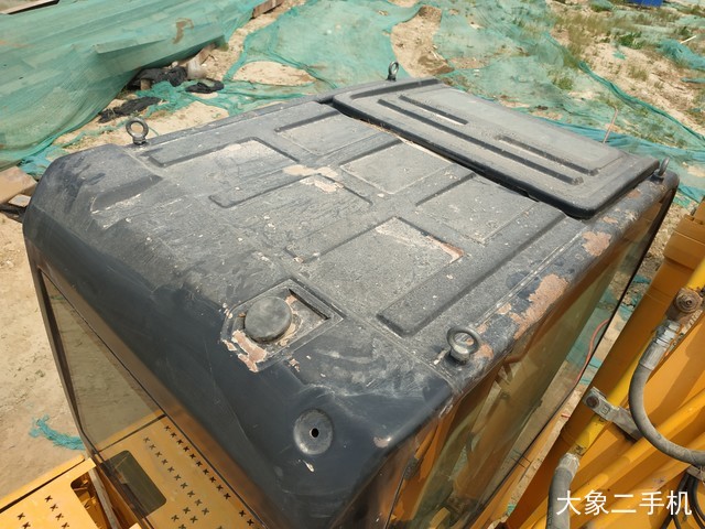 龙工 LG6225 挖掘机