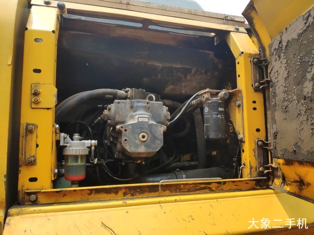 小松 PC270-7 挖掘机