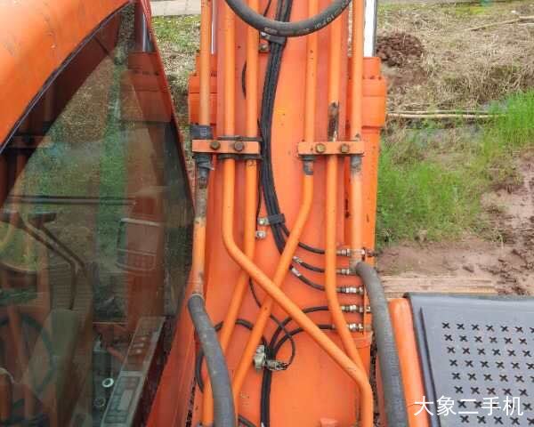 斗山 DX150LC 挖掘机