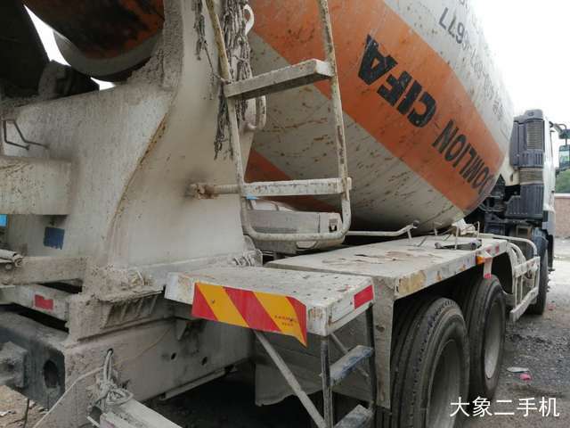 中联重科 ZLJ5256GJBGH日野 搅拌运输车