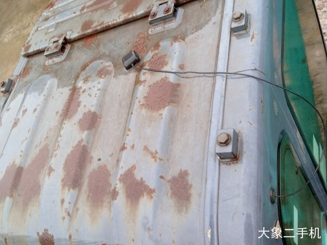 神钢 SK140LC-8 挖掘机