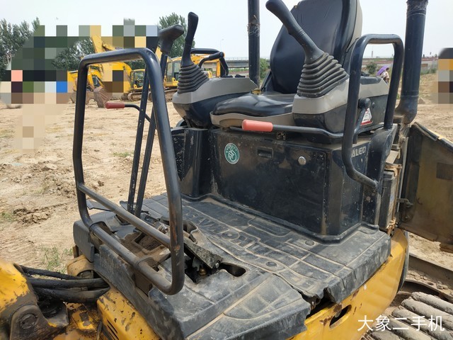 小松 PC18MR-2 挖掘机