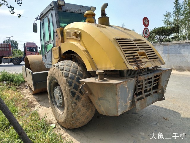 洛阳路通 LT220B双振幅 压路机