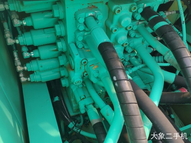 小松 PC200-8N1 挖掘机