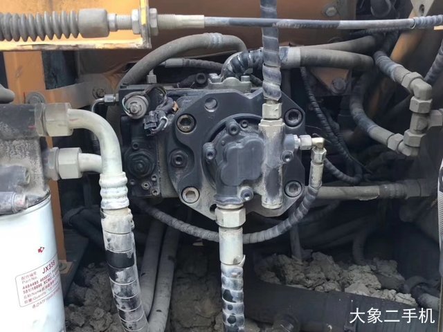 三一重工 SY135C-9 挖掘机