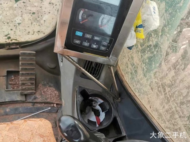 神钢 SK250-8 挖掘机