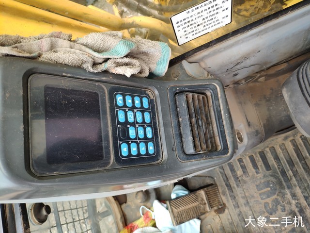 小松 PC270-7 挖掘机