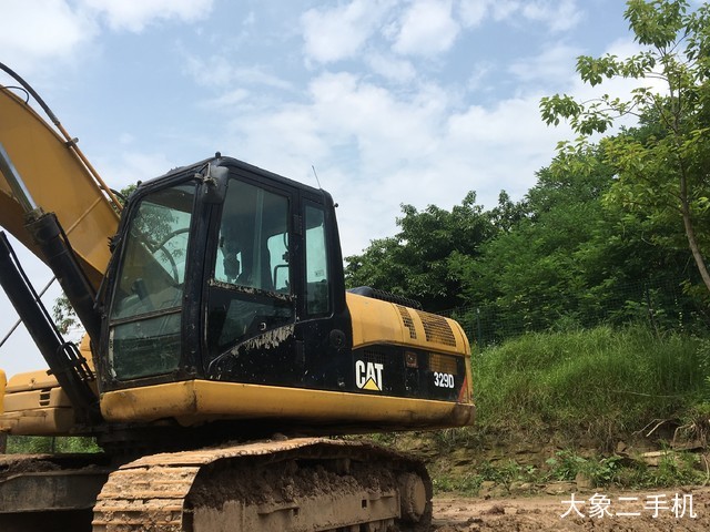 卡特彼勒 324D 挖掘机