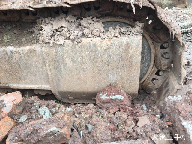 现代 R375LC-7 挖掘机