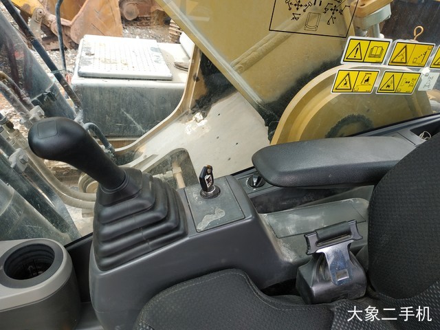 卡特彼勒 330D2L液压 挖掘机