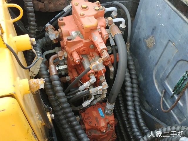 柳工 CLG908D 挖掘机