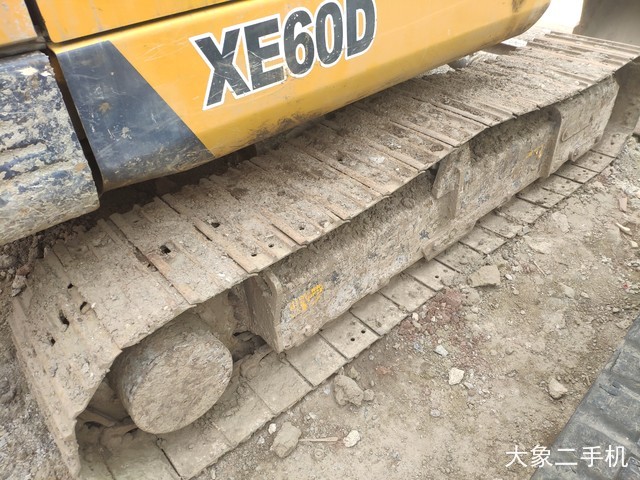 徐工 XE60D 挖掘机