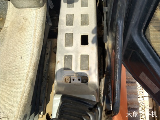 斗山 DX260LC 挖掘机