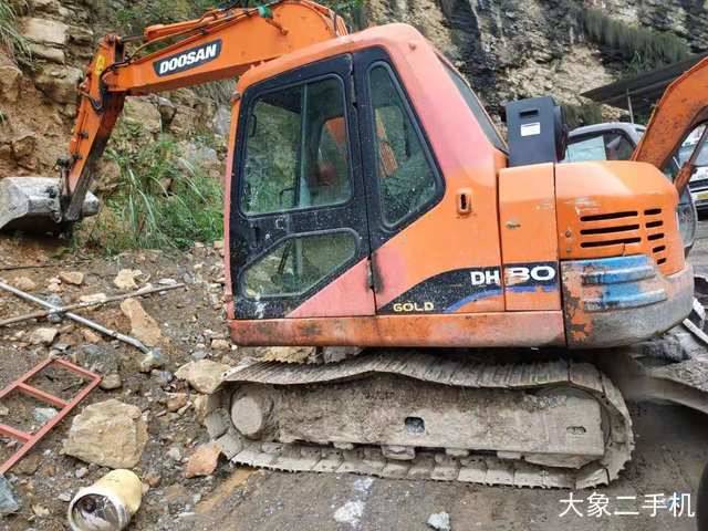 斗山 DH80G 挖掘机