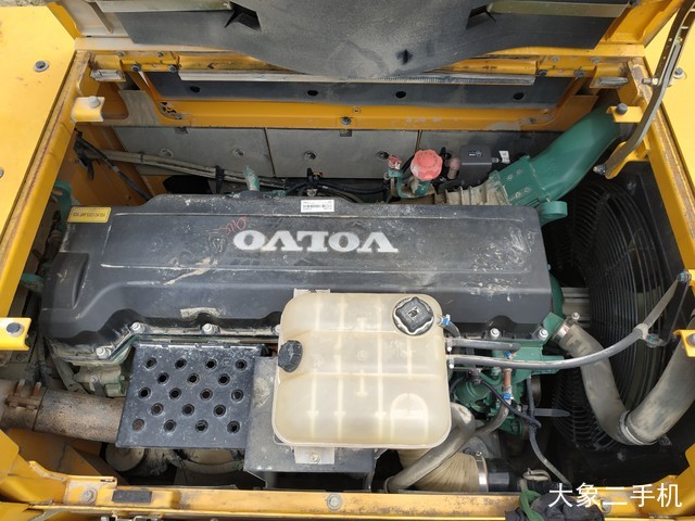 沃尔沃 EC380D 挖掘机